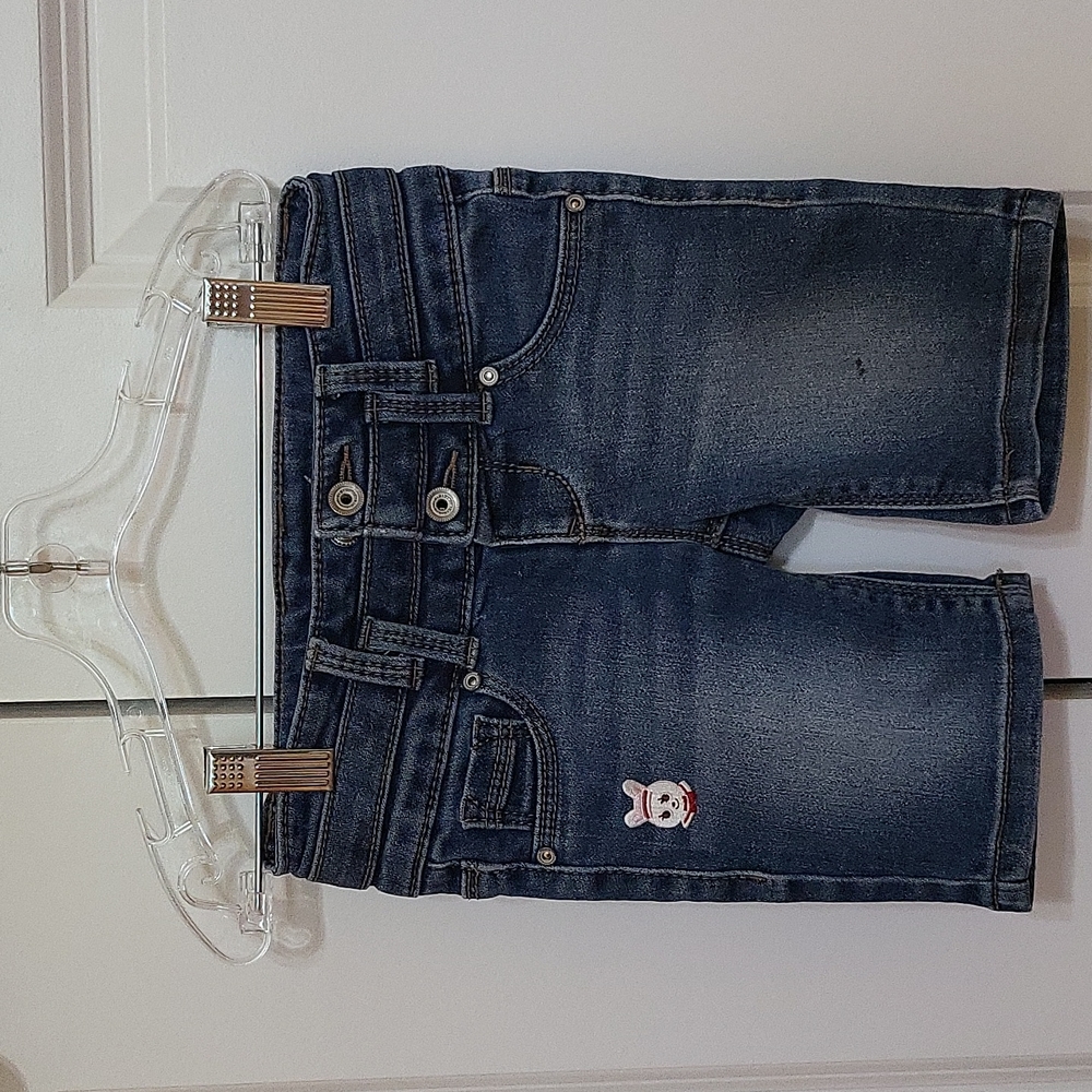 4 girl's shorts size 5T